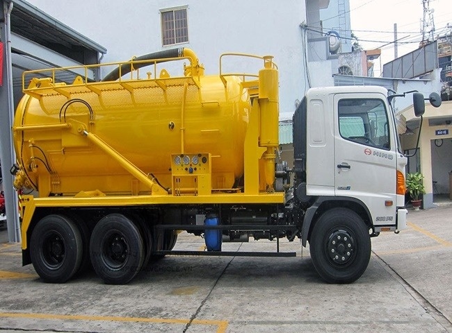Dịch vụ vận chuyển bùn vi sinh quận 9 nhanh chóng