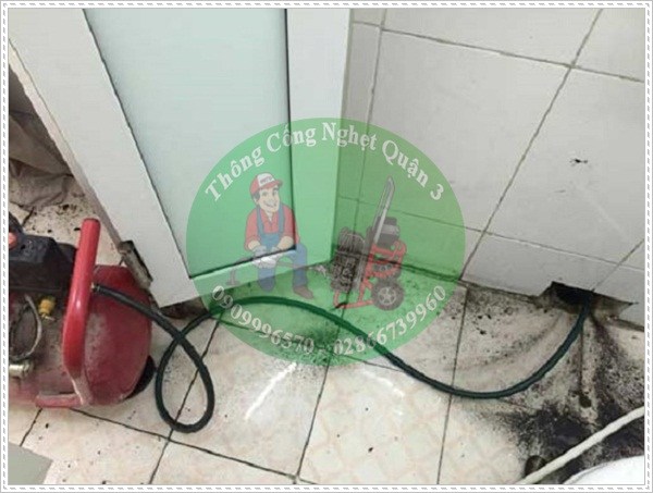 Cách lắp đặt ống thông hơi cho bồn cầu
